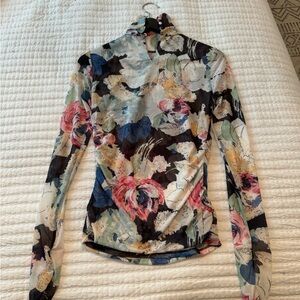 Cinq a Sept Top size S NWOT